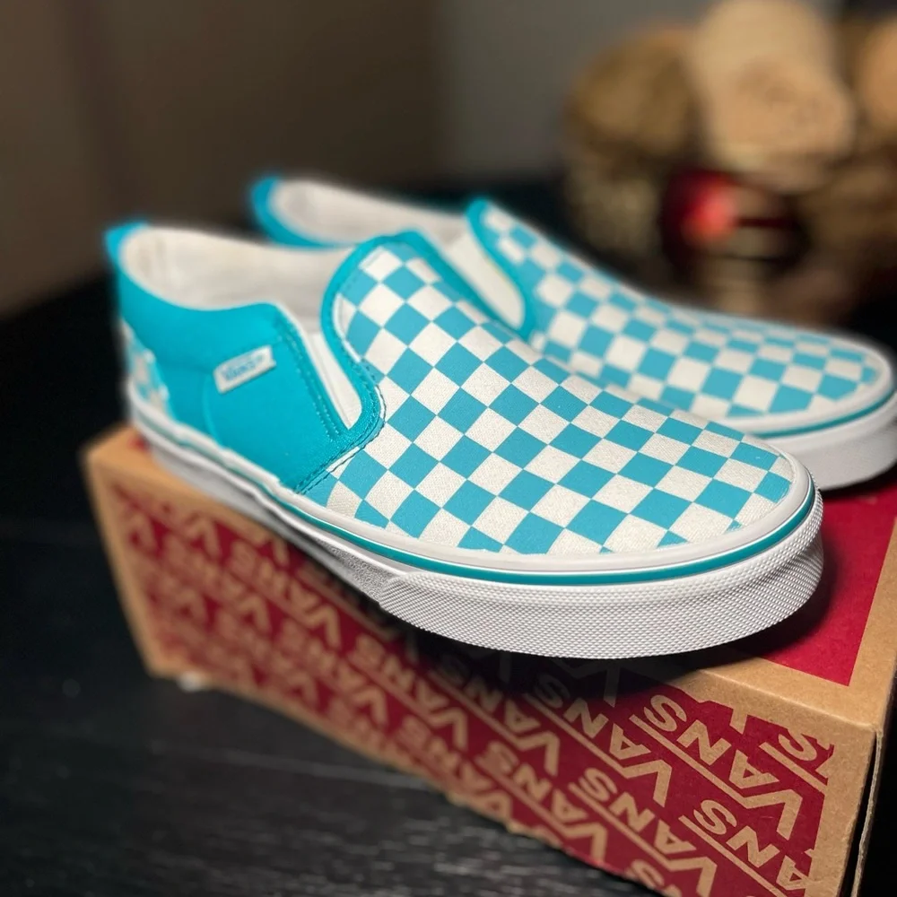 Checkerboard vans - Picture 8 of 14